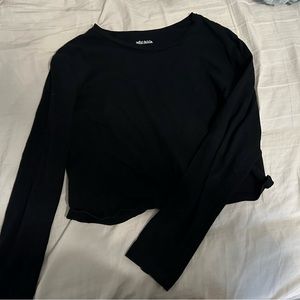 Wild Fable black cropped long sleeve.